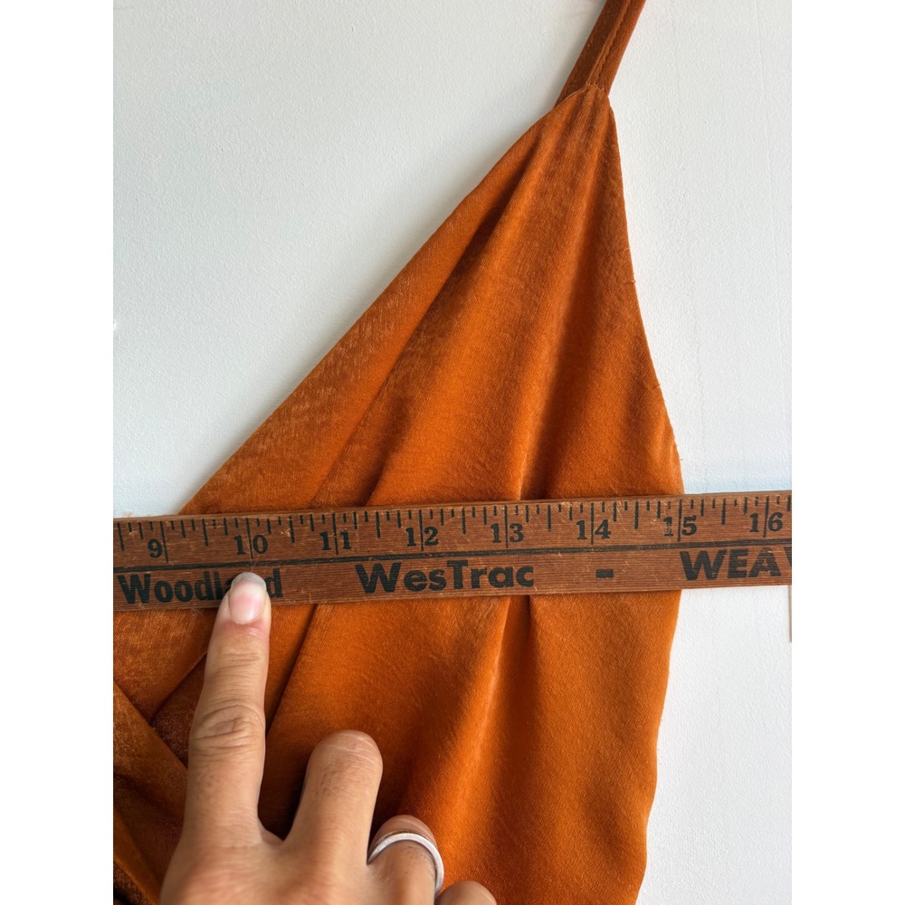 Lulus Rust Orange S Satin Midi Dress
Cottagecore Luxury. Terracotta Boho Glam. - Picture 8 of 9